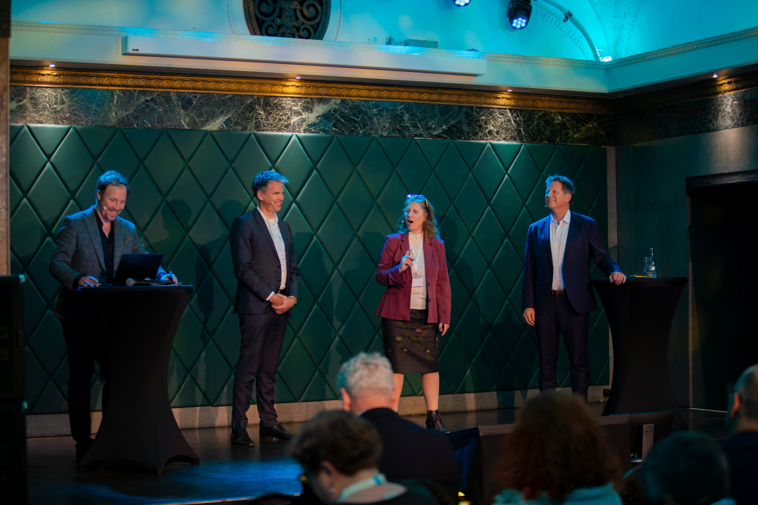 FR25_2PanelDiscussion_1